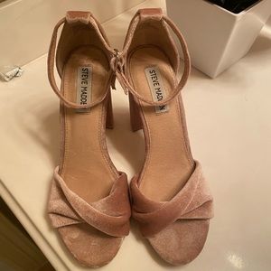 Steve Madden light pink heals
